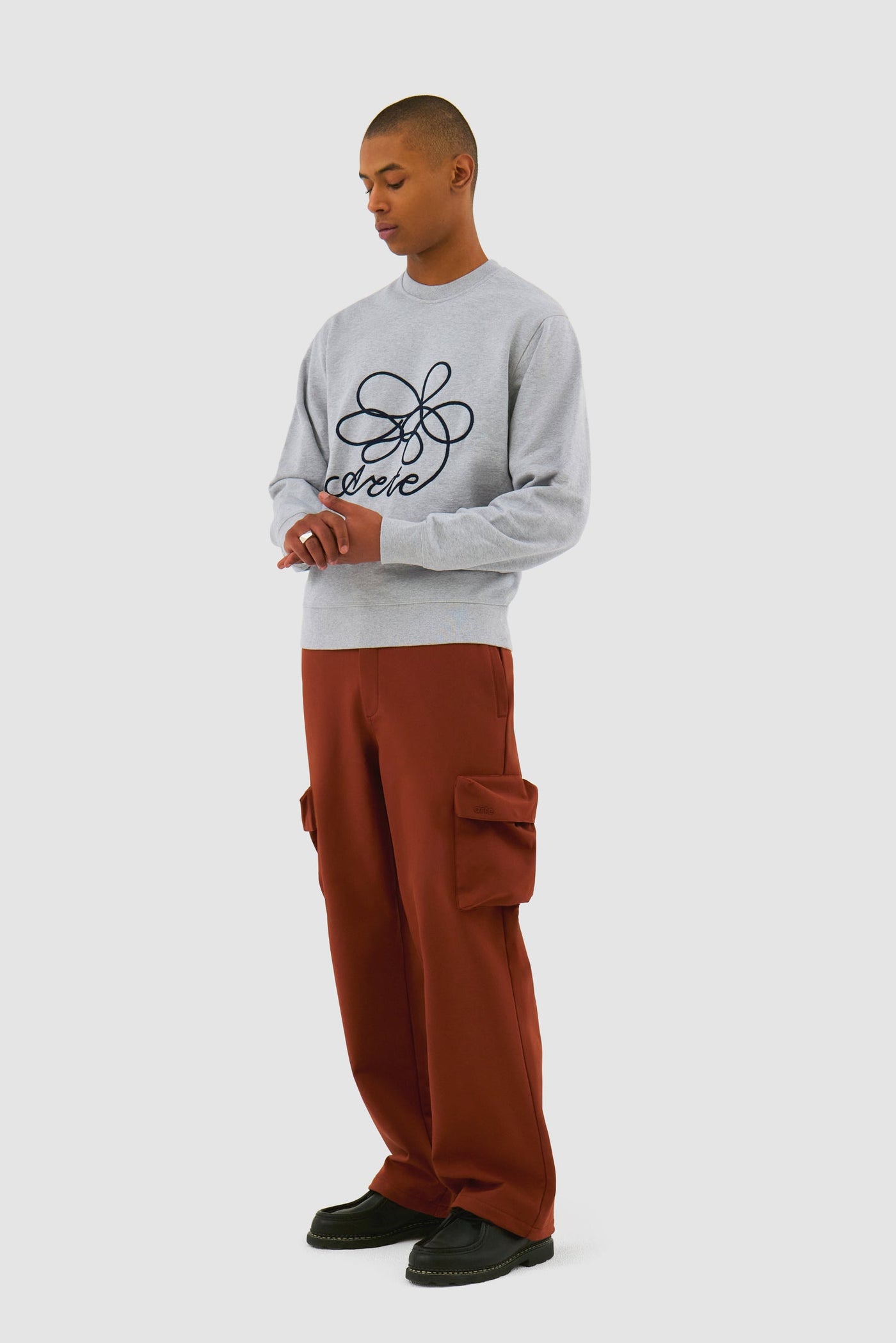 Flower Logo Crewneck - Grey