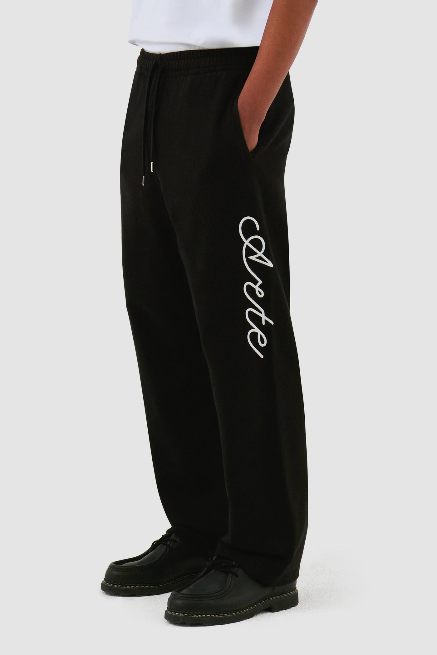 Script Logo Pants - Black